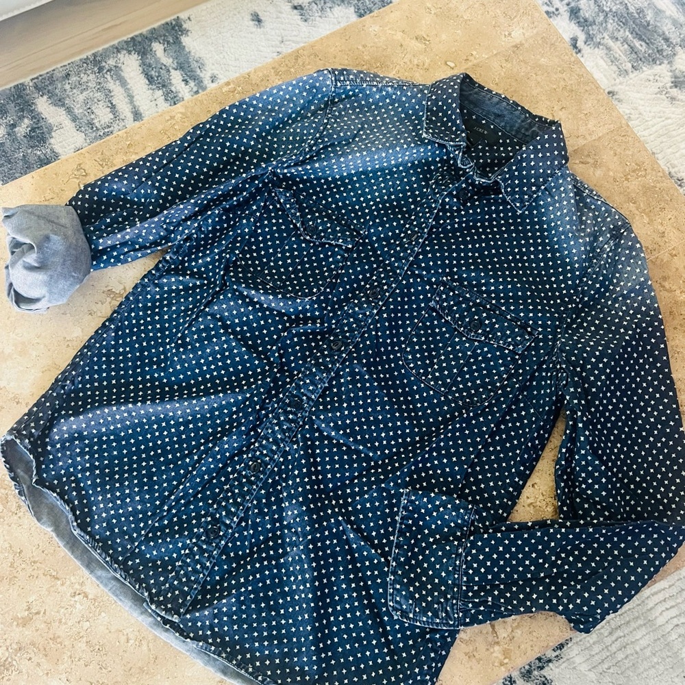 NWOT J. Crew Blue Denim with White Stars Casual Button Down Shirt Size 10